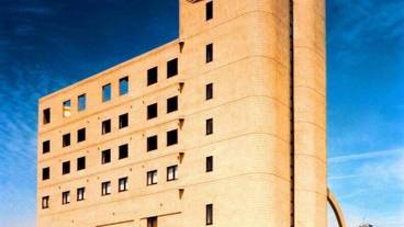 メイン イメージ / 1