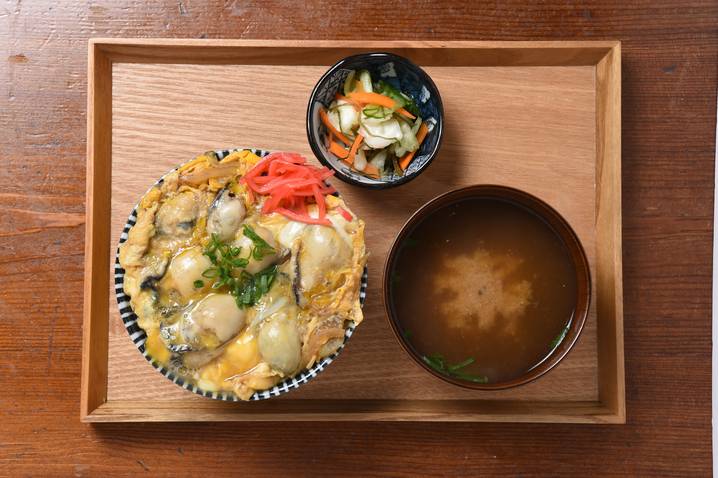 小田原に移動して
海鮮ランチを堪能 / 3