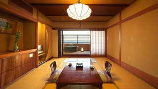 Japanese-style Room with Open-air Bath