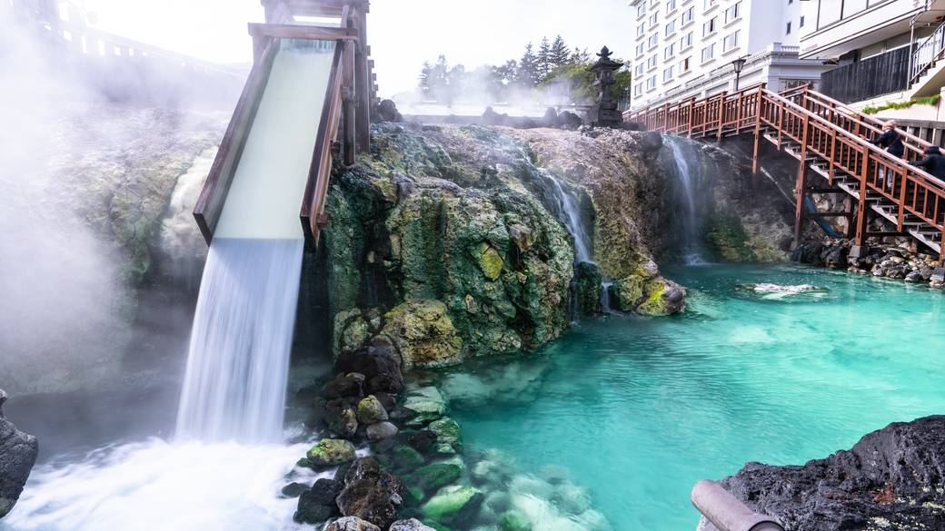 草津の温泉街
足湯カフェで休憩 / 1