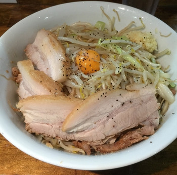 「麺処 マゼル」料理 639875 肉増しまぜそば 塩（麺300g）