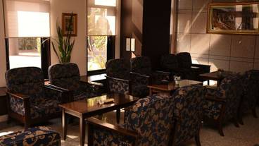 ロビー応接スペース / 3