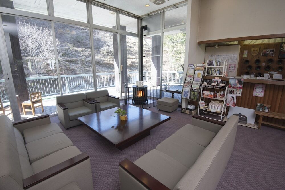 ロビー応接スペース