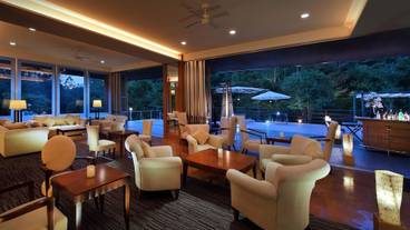 ロビー応接スペース / 3