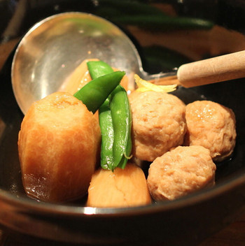 「地酒喝采 かも蔵」 料理 18670381 軍鶏団子と里芋の煮付け