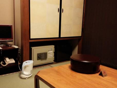 NISHIYAMA RYOKAN / 1