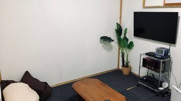 カラオケ ルーム / 2