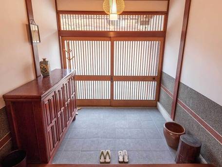 Guest House IROHA Lotusland / 2