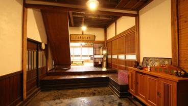 内部エントランス / 3