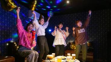 カラオケ ルーム / 5