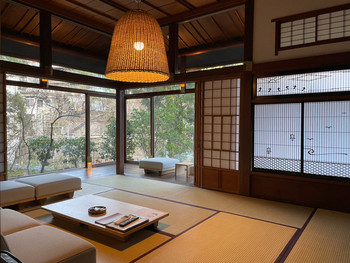 「四万温泉 積善館」 内観 142491233 