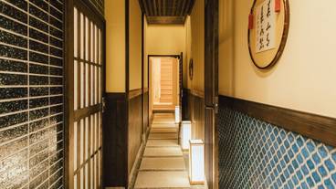 内部エントランス / 1