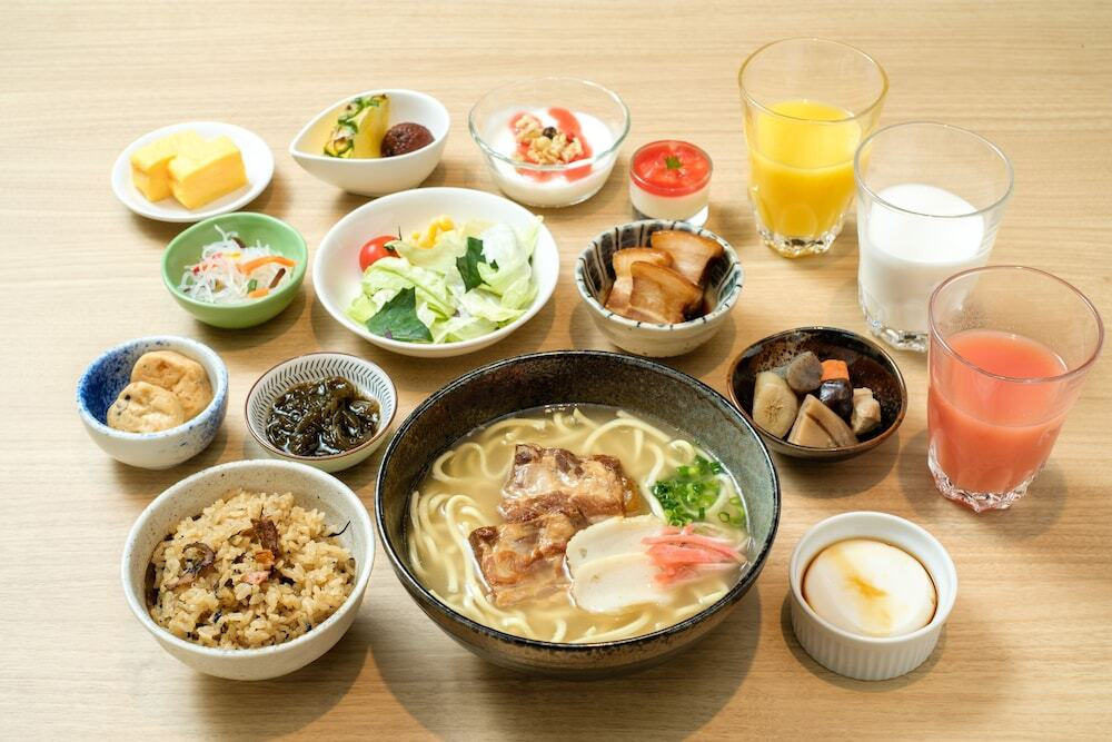朝食