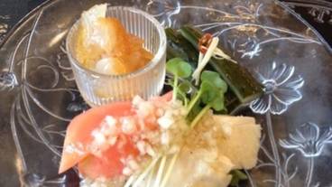 食事・飲み物 / 4