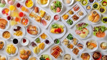 朝食ビュッフェ一例 / 12