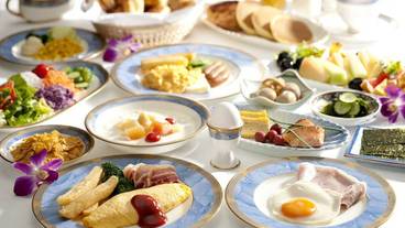朝食ビュッフェ① / 3