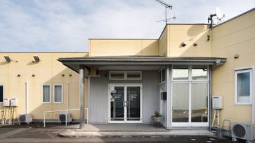 施設の入り口 / 6