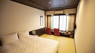 エコノミー ダブルルーム キングベッド 1 台