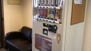 自動販売機 / 13