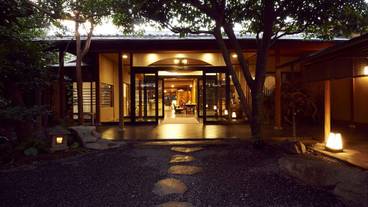 施設の入り口 / 16