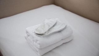 二段ベッドルーム (女性専用、2ベッド、共用バスルーム)