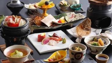 会席料理一例③ / 3