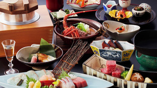 和室 禁煙 北館 プレミアム懐石ディナー(部屋食), ビュッフェ朝食(レストラン) プレミアムラウンジアクセス付き