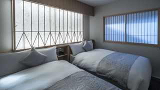 ツインベッド　スイートルーム　ガーデンビュー　キチネット付き