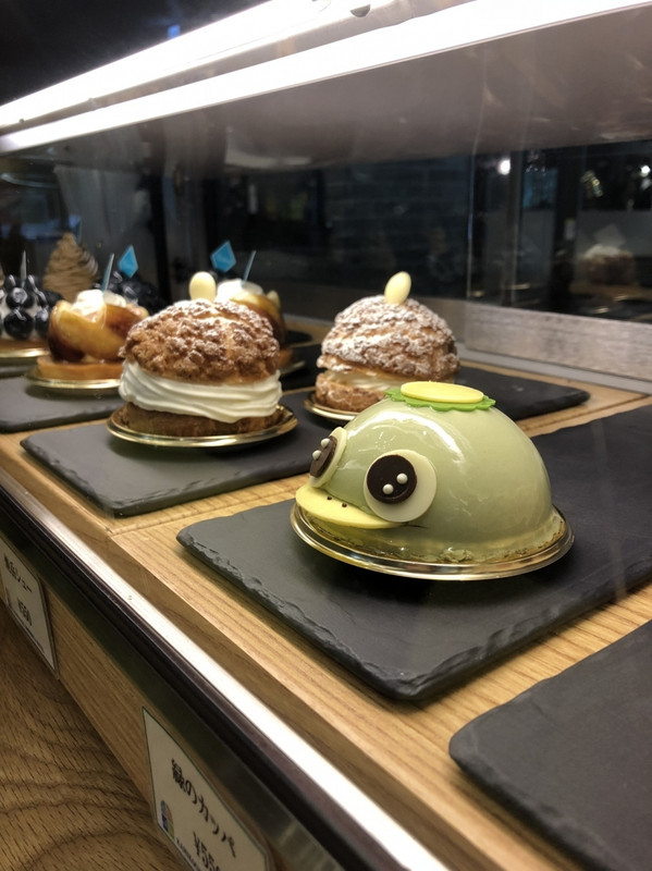 ラウンジのスイーツ一例①