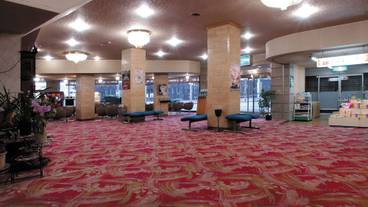 内部エントランス / 2