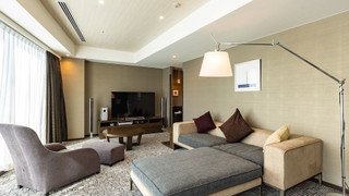 【禁煙】デラックススイート/82㎡/140㎝幅ベッド×2台