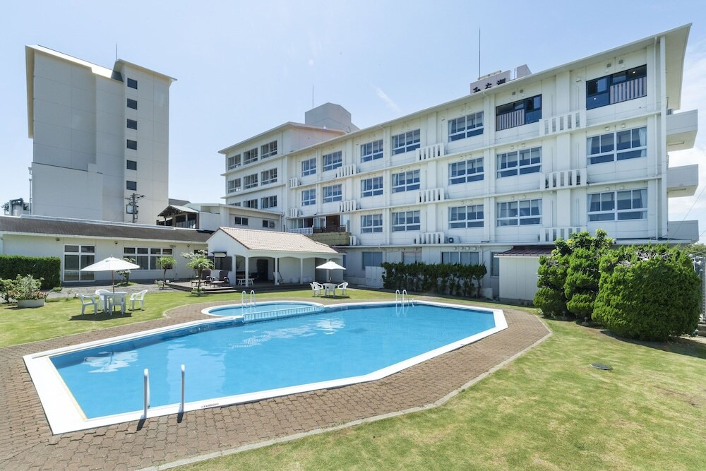 屋外プール