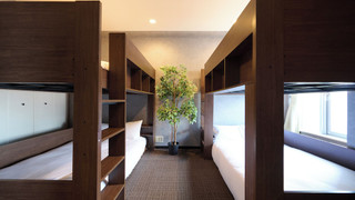 デラックス アパートメント