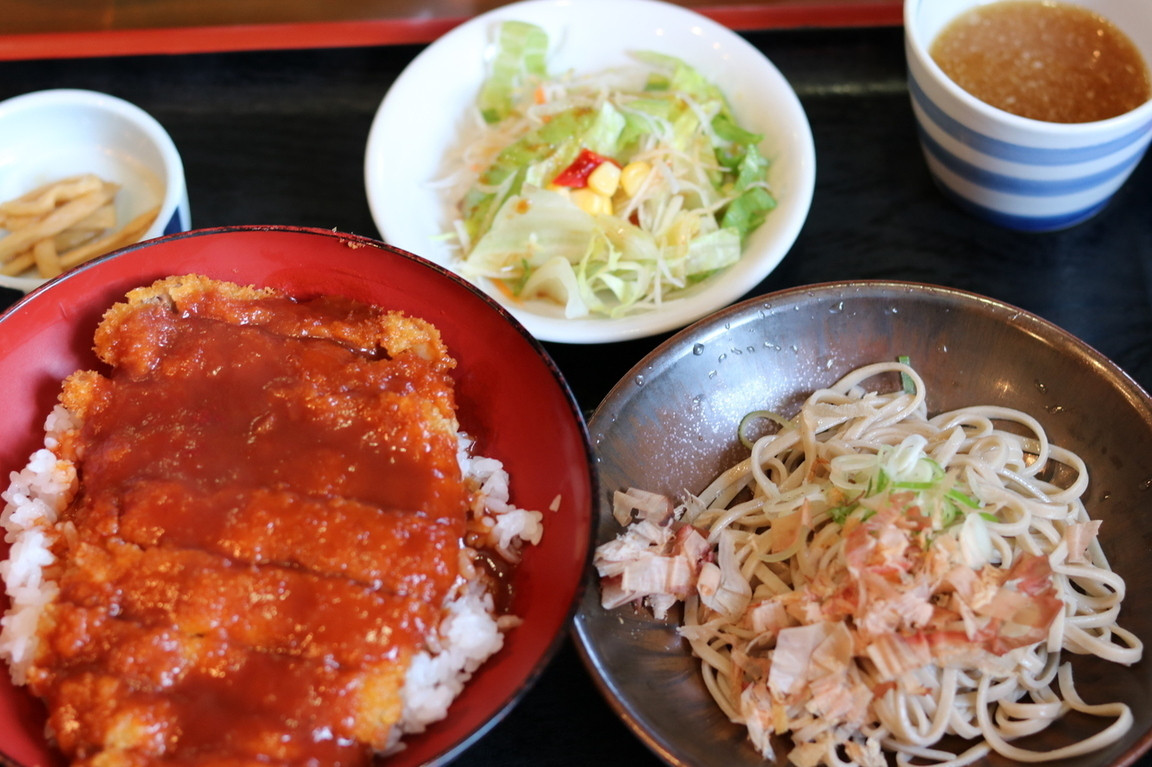 「お食事処しもむら」料理 937745 ソースかつ丼セット