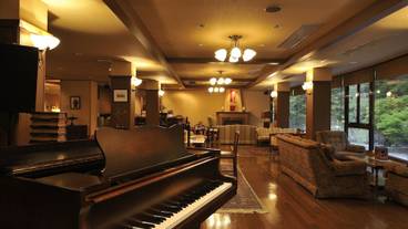 ロビーラウンジ / 4