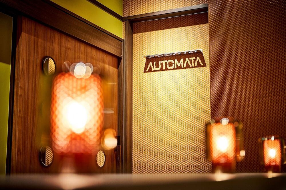 バー「オートマタ」 入口