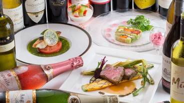 食事・飲み物 / 4