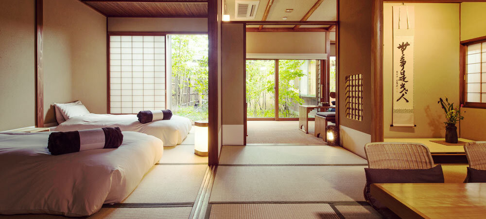 専用庭を眺めて、のんびり源泉に入れる宿4242227