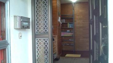 施設の入り口 / 6