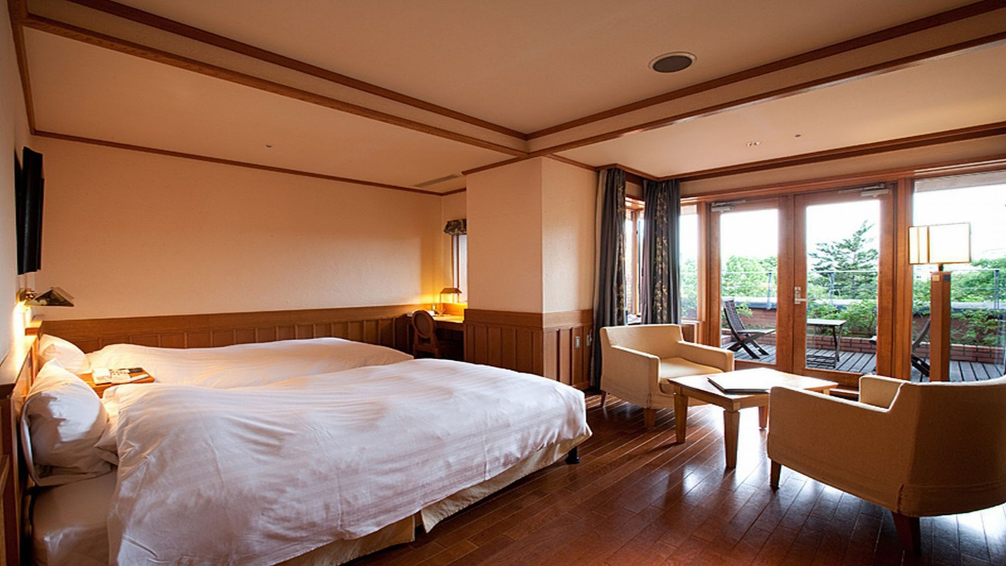 デラックスツイン①／日高ウイング