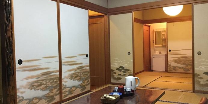 松崎温泉 炉ばた館(静岡県 民宿) / 1