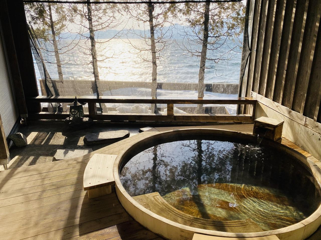 貸切露天風呂／檜造り「瑠璃」