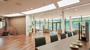 ロビーラウンジ / 4