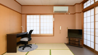 和室 共用バストイレ 3名用 禁煙