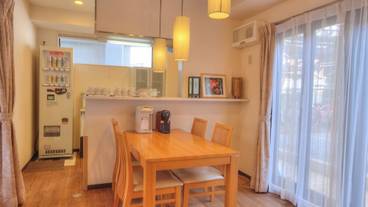 客室内のダイニングエリア / 15