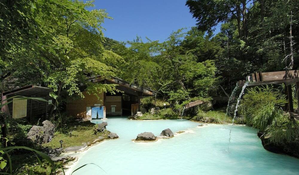 混浴の大露天風呂／夏 / 1