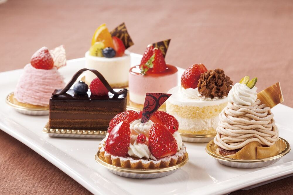 「クリスタルムーブメント」ケーキ