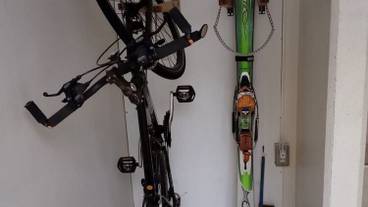 施設の入り口 / 14