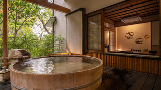 Room with Private External Bathroom ,Non Smoking