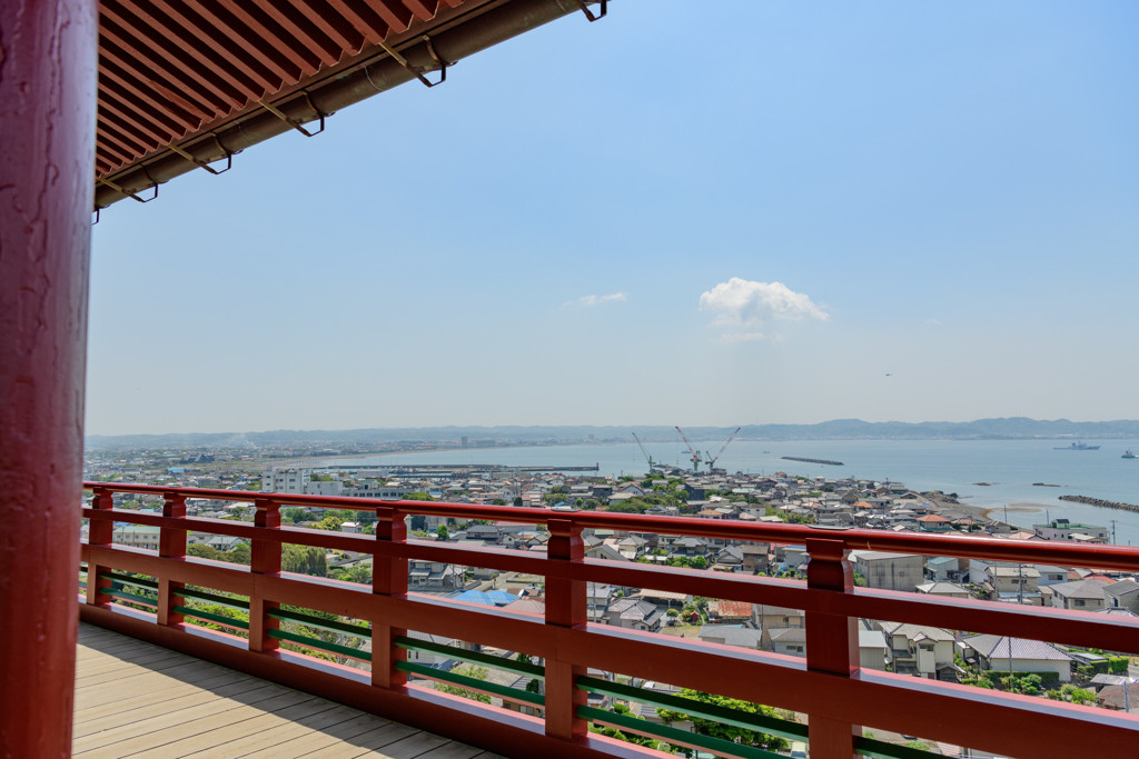 館山湾を一望する「崖観音（大福寺）」3553199